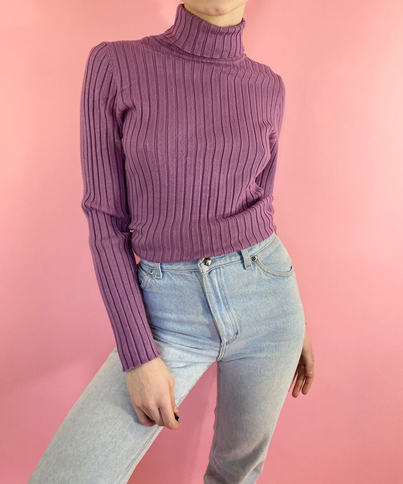 Vintage 90s 1990s Ribbed Purple Solid Print Basics Long Sleeve Turtleneck Sweater Shirt Blouse