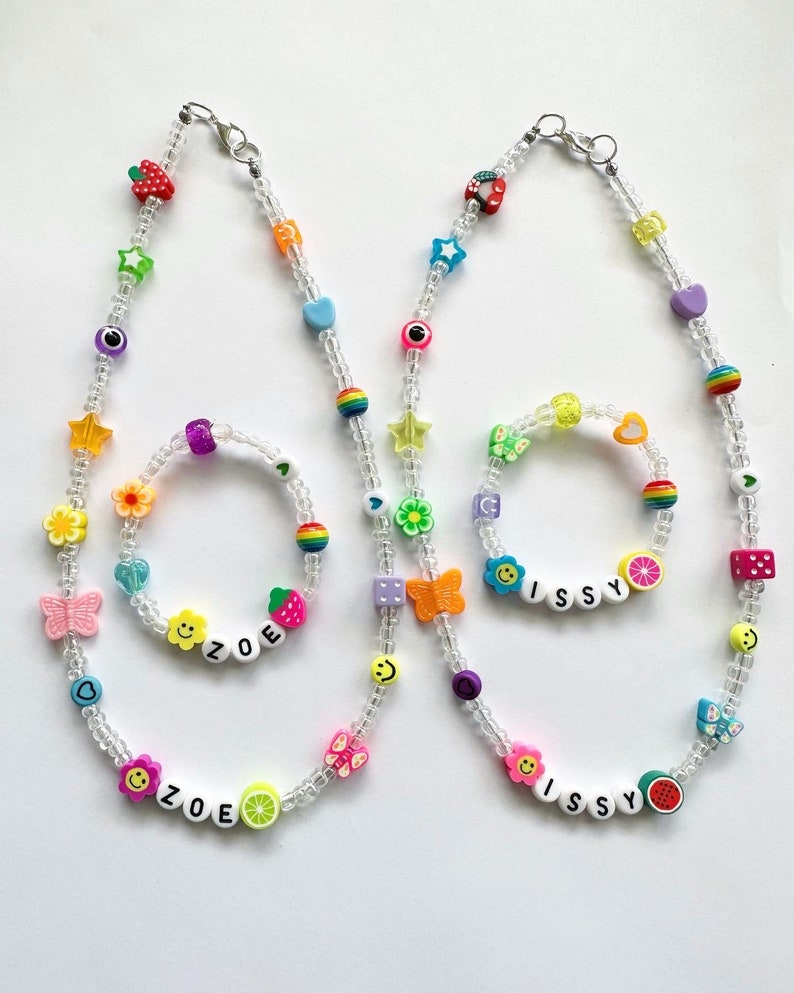 Handmade Customizable Beaded Bracelet: 90s Trendy Seed Bead Jewelry - Etsy