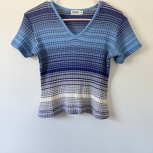Y2K Blue/White Striped Baby Tee Shirt Size Medium