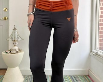 Y2k grey and orange low rise Texas Longhorns athletic capri leggings by Knights Apparel Size small