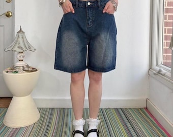 Y2k faded dark wash loose fit baggy denim shorts W25/26