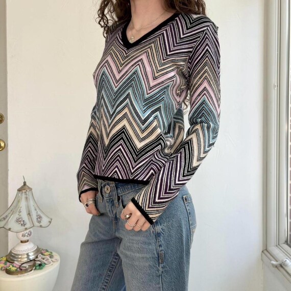 Black and multicolor zig zig chevron sweater by M… - image 5