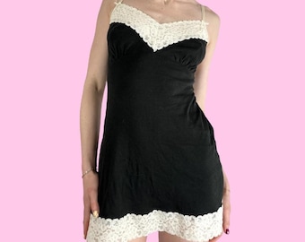 Y2K Gap Black Lace Babydoll Mini Dress size medium