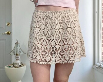 Y2K cream crochet low rise mini skirt by Forever 21 size small
