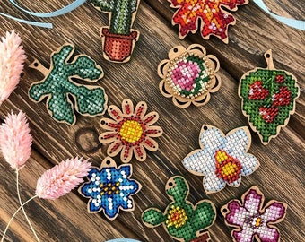Plywood shapes and forms, DIY bead kit, laser cut blank decor, wood floral canvas, flowers and leaves beadwork, cross stitch craft supply