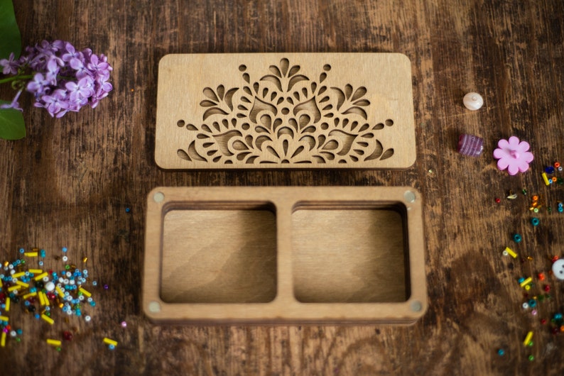 Sewing needles wood holder needle minder needlework Etsy