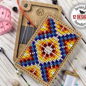 Porta aghi in legno fai da te, scatola in legno con perline, organizer geometrico per ricamo con motivo floreale, porta aghi magnetico
