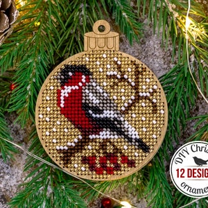 DIY Christmas ball ornament, bullfinch bead embroidery kit, rustic Xmas tree decoration, beading tutorial, bird pattern bauble, FLK-242
