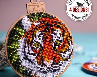 Kit di ricamo per ornamenti natalizi tigre, kit di ricamo per perline per decorazioni natalizie sospese, decorazioni per alberi di Natale, regalo di Natale per artigiani