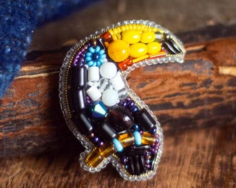 タケコブター ビーズ刺繍ブローチ ハンドメイドアクセサリー タケコブター ビーズ刺繍ブローチ ハンドメイドアクセサリー