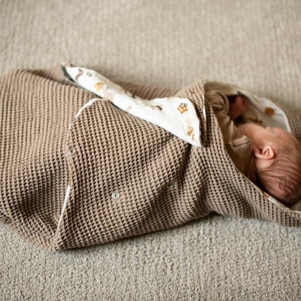Baby Einschlagdecke Puckdecke Wickeldecke Decke auch für Babyschale Autositz Maxi-Cosi Waffelpiqué/Jersey ca. 0-4 Monate