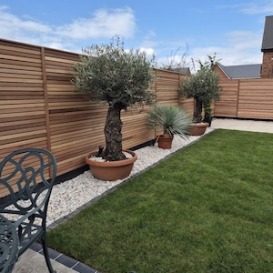 Latten van Western Red Cedar: moderne lamellen voor hekwerk (set van 21)