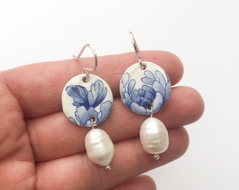 Vintage china dangles with pearl drop -  on silver plated earring wire, delft blue earrings, blue china round earrings, delft jewellery