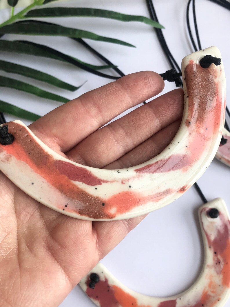 Marmor rot U geformte Halskette auf verstellbare Schnur | Etsy