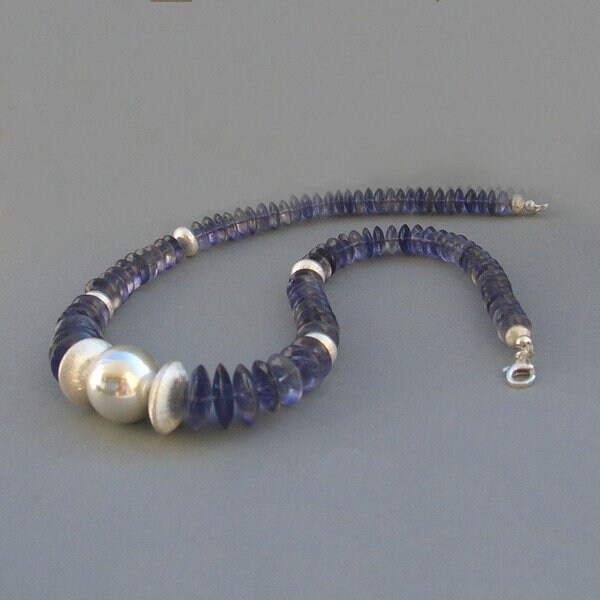 Purple Blue" Iolith Silber Collier