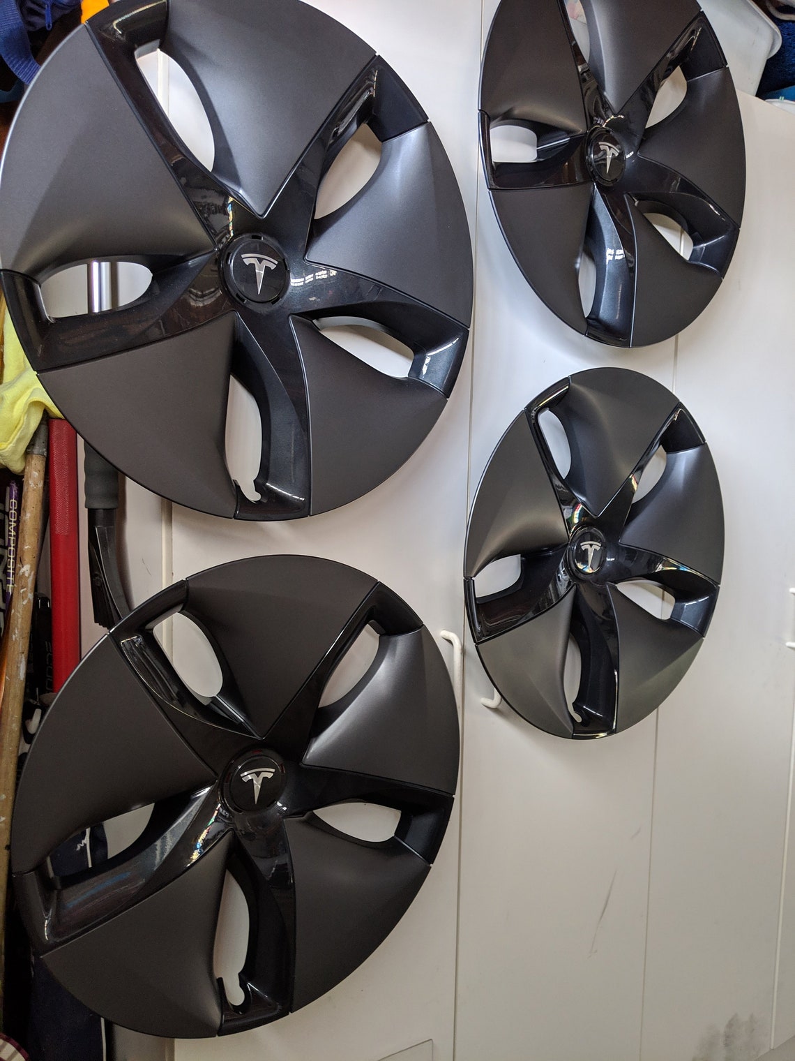 Tesla Model 3 Aero / Model Y Gemini wheel Cover Display/storage Holders