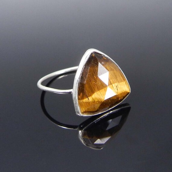Gemini birthstone best sale ring