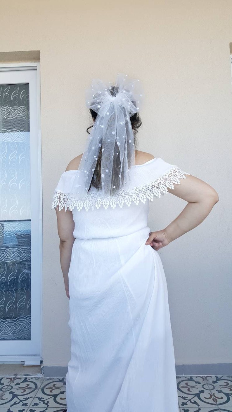 bridal hair bow white pearl veil bridal shower veil wedding hair bow tulle veil short wedding veil Bow veil bridal veil
