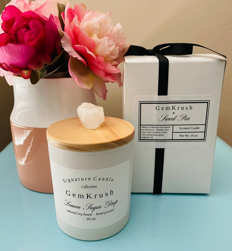Natural Soy Candles With Raw Gemstone.