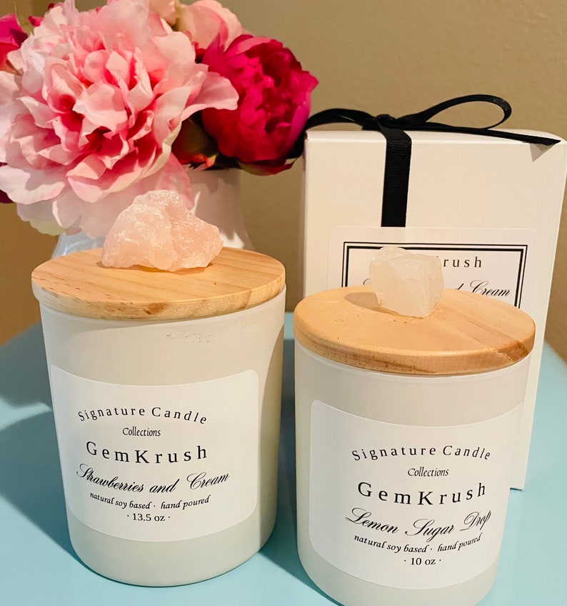 Natural Soy Candles With Raw Gemstone.