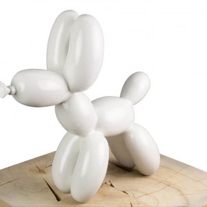 Artificial stone sculpture &#39;Light as air&#39; 28x26x10cm