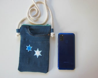 8) Cell phone shoulder bag