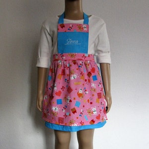 funny children's apron with name in turquoise/pink size. 86 to 122 image 5