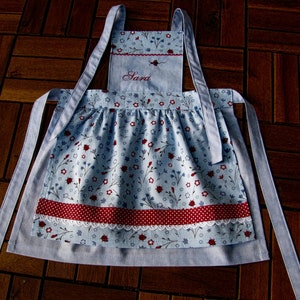 cute light blue children's apron with ladybird motif, with lace, personalized, only 1 x left in size 98 image 6