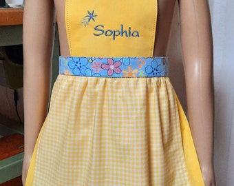 cute children's apron with name / personalized in yellow/light blue - size 92 to 116 selectable