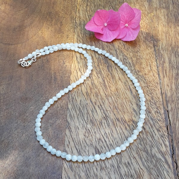 Mondstein Perlenkette / weiße Perlenkette / edle Geschenke für Frauen / Etsy Perlenkette / Mondstein 4x2,5 mm & 925 Sterling Silber