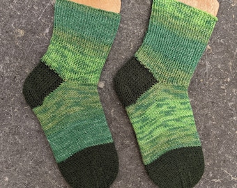 Handgestrickte Socken Wollsocken Strümpfe aus Sockenwolle für Kinder mit Glitzereffekt Größe EU 28/29 - US 10-11,5 - UK 11,5-13