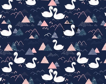 Tessuto Swans Cotton, 100% cotone, tessuto con cigni su sfondo blu navy, cigni bianchi con rosa