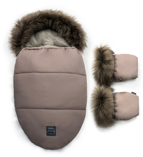 fur footmuff