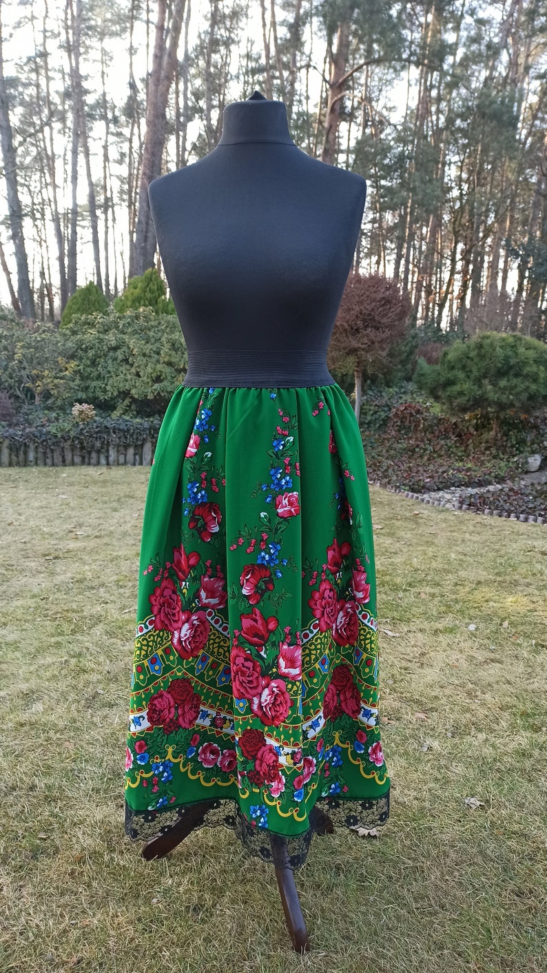 Traditionele folk rok, Poolse folk Highlander midi rok, etnische geplooide bloemenrok, Slavische rok, folk stropdas afbeelding 7