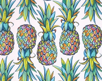 Regenboog ananas waterdichte stof, polyester waterdicht, fruit stof, gekleurde ananas op wit, ananas print 50cm/0.55yd
