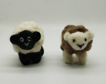 Felted Sheep, Farm Animals, Countryside Theme, Home Decor, Sheep Lover Gifts, Farmer Gifts, Sheep Decoration, Gifts for Her, Gifts for Him