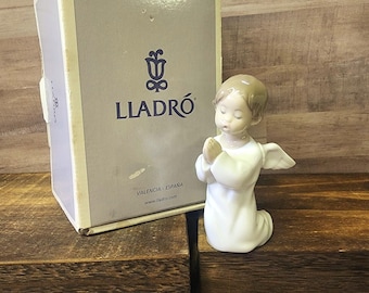 RETIRED Vintage Lladro "Praying Angel" Figurine in Pristine Condition with Box