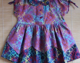 Kleid,Model Lotus, Lila/Blau, Batik Druck.