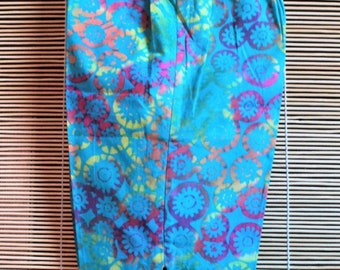 Süße lange türkise Batik-Hose mit Blümchen-Motiven, 100% Baumwolle