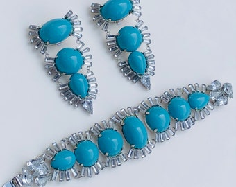 Vintage plastic turquoise and silver bracelet and earring set