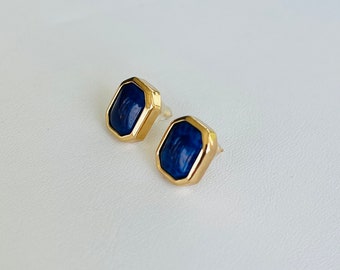 Vintage gold tone and blue stone stud earrings