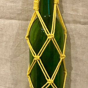 Wine Bottle Bag, wine bottle carrier, wine gift holder, housewarming gift, wine tote, wine carrier Yellow