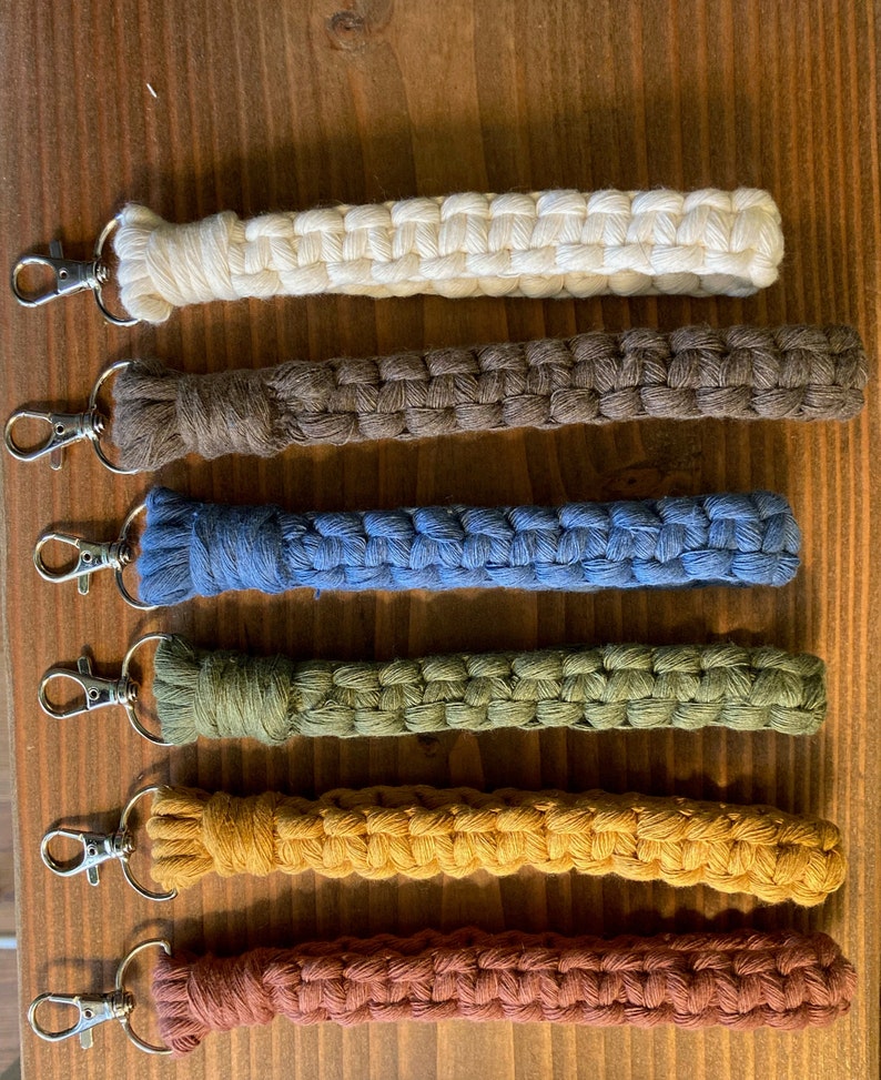 Macrame wristlet image 2