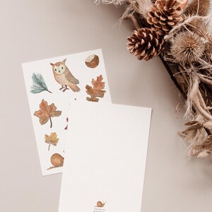 Carte postale « Amour d'automne » • Aquarelle peinte à la main • Carte de voeux d'anniversaire hibou des forêts image 2