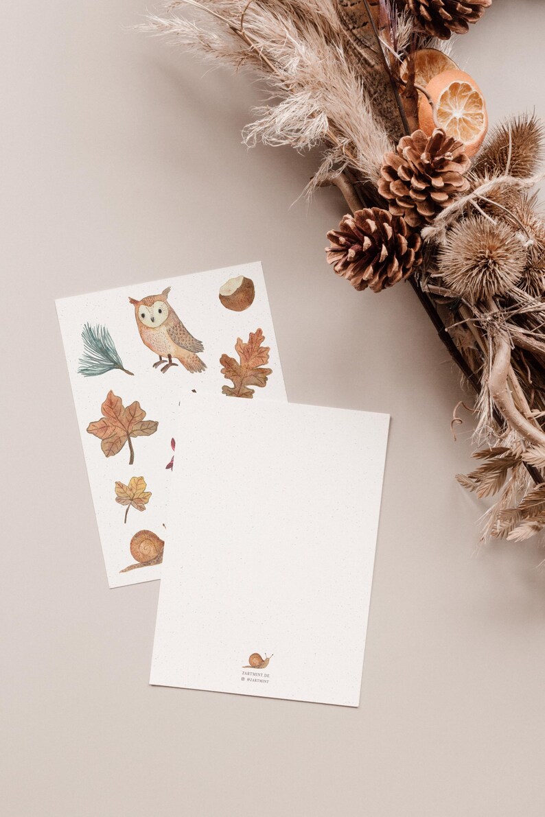 Carte postale « Amour d'automne » • Aquarelle peinte à la main • Carte de voeux d'anniversaire hibou des forêts image 2
