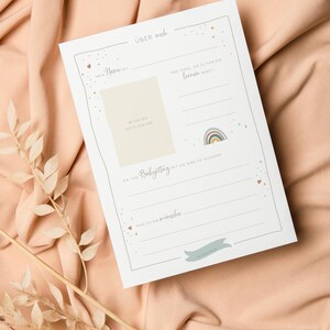 Carte simple « Carte à remplir pour baby shower » • Peinte à la main • Jeu de devinettes arc-en-ciel pour bébé image 6