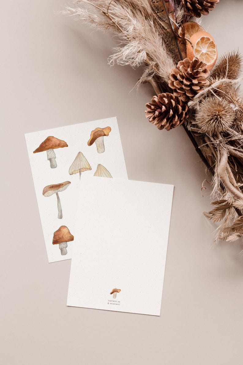 Carte postale « Champignons » • Aquarelle peinte à la main • Carte de voeux d'automne image 2