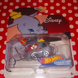Dumbo Disney Character Cars Series Hot Wheels (2019