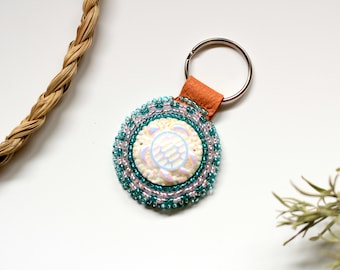Indigenous Beaded Sea Turtle Keychain - Anemone