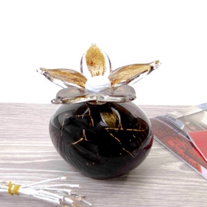 Mini Urn | Small Urn Forget-me-not | Black Stone Brown Flower